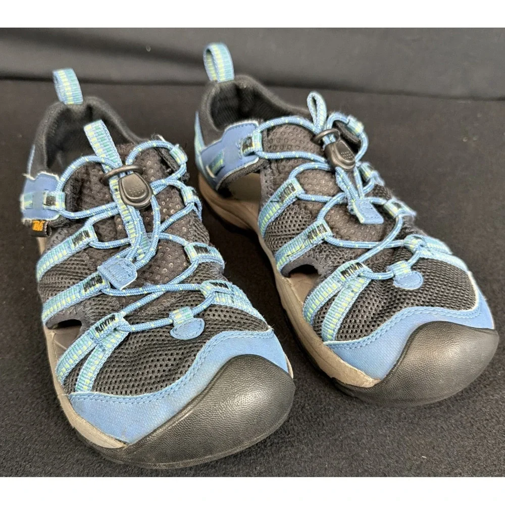 Teva Sandals Kids Youth Size 2 Manatee Hiking Water Shoes Blue Black 1019403Y